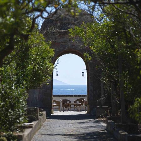 La Poetica In Villa Eldorado Procida Bagian luar foto